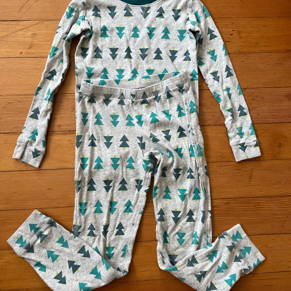 Primary Kids Pajama Set - Gray with Green and Blue Trees